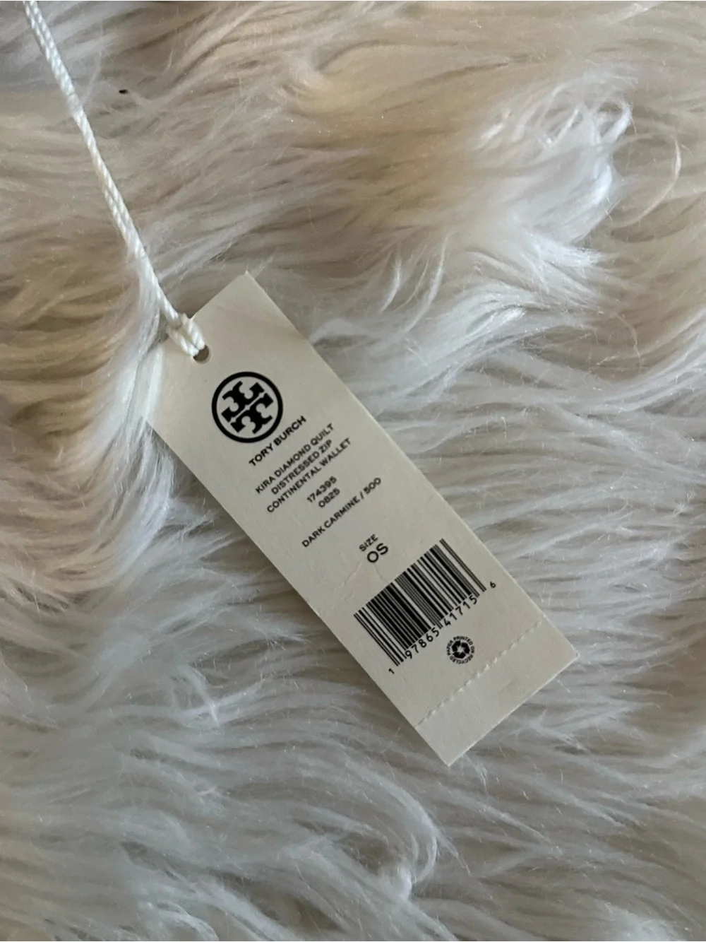 Tory Burch KIRA DIAMOND QUILT DISTRESSED ZIP CONTINENTAL WALLET